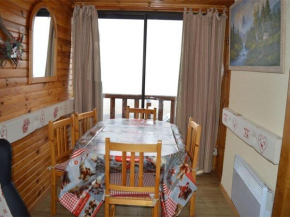 Appartement T2 avec vue sur lac, cuisine équipée, salle d'eau rénovée - FR-1-593-18 Les Angles